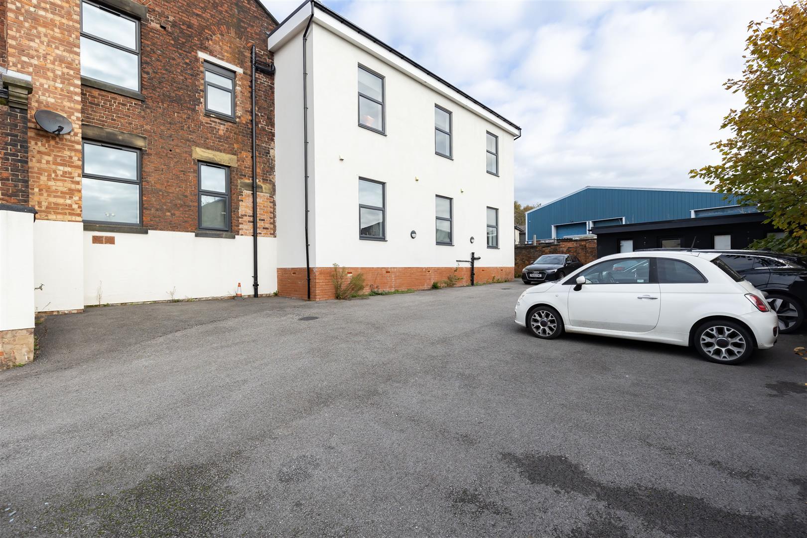 1 bed property in Golden Hill Lane, Leyland